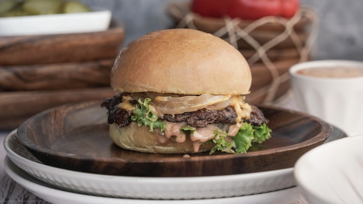 ¿Qué es Smash Burger? El regreso a las hamburguesas de siempre  