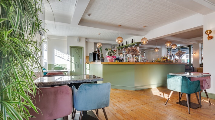 pexels-the-castlebar-5914466