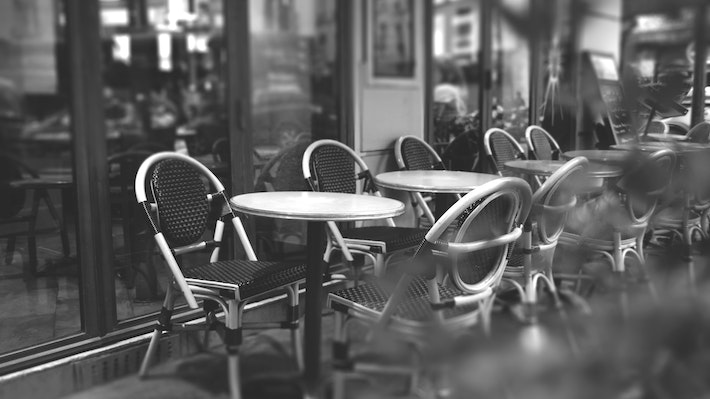 Riña en un café
