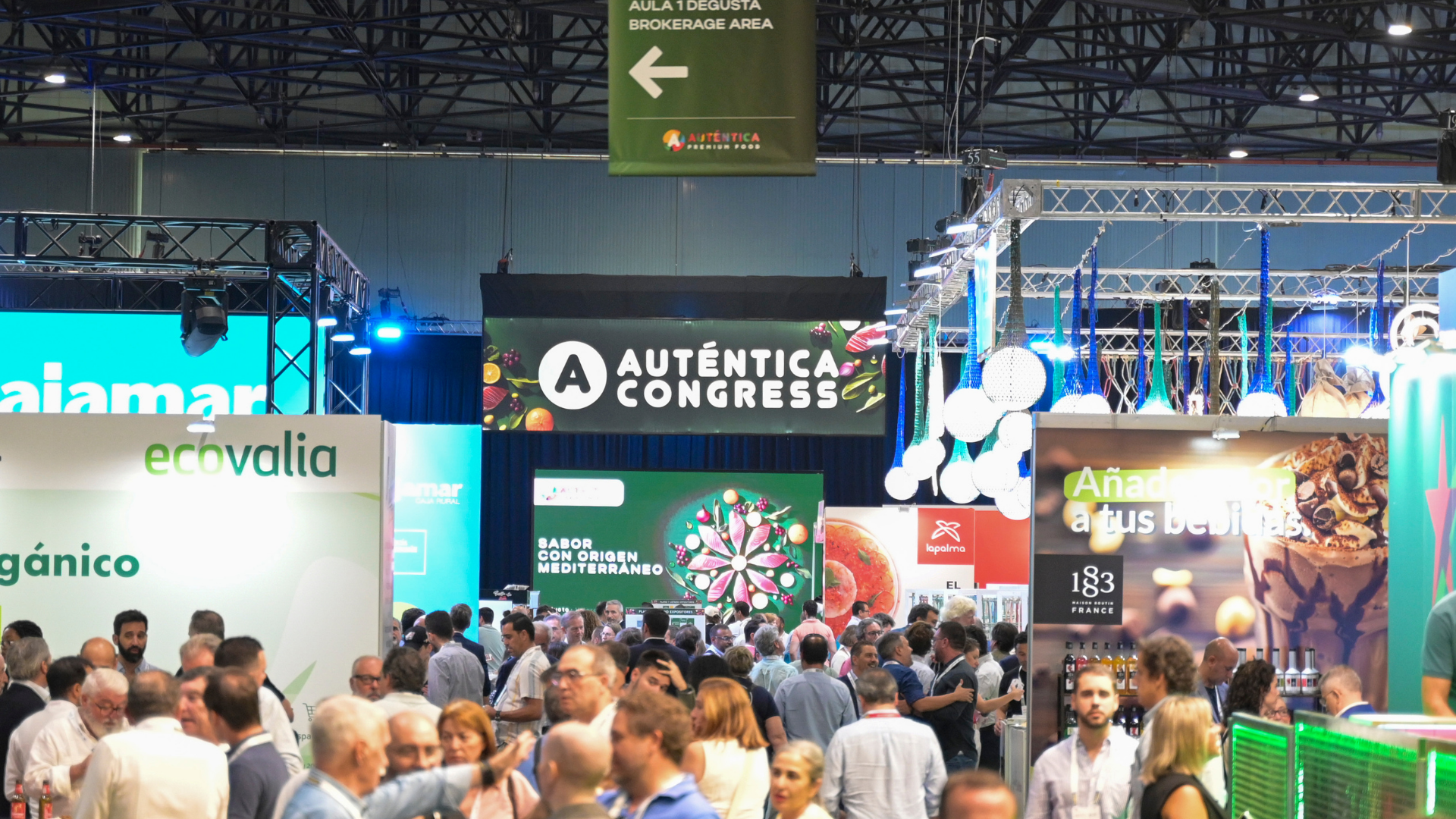 Público en feria Auténtica